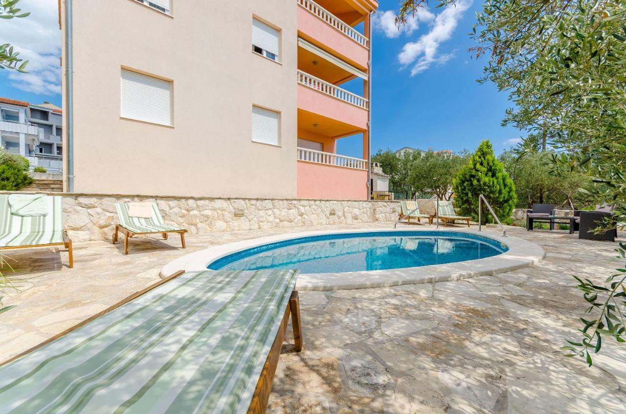 Apartments Melita Trogir Buitenkant foto